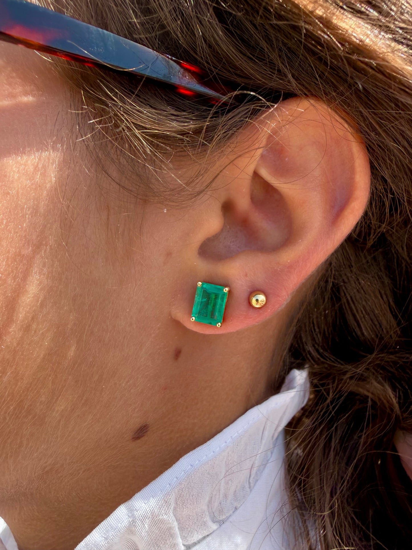 Earrings with emeralds 4.38