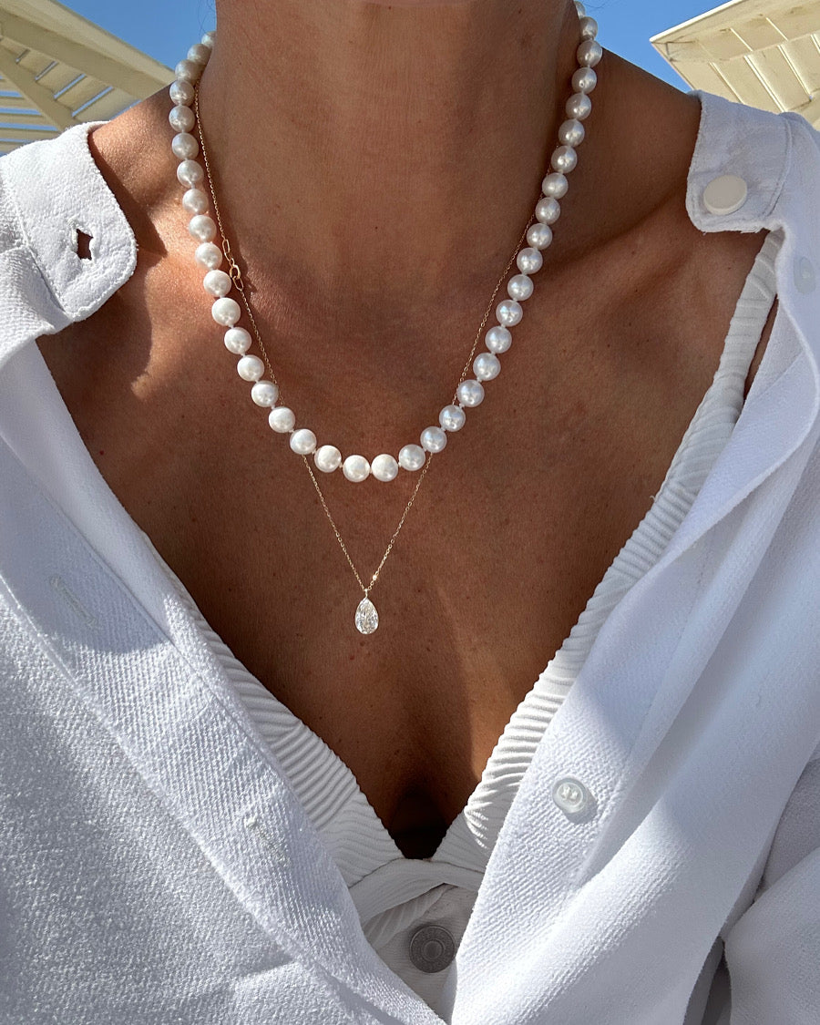 Collana di perle bianche