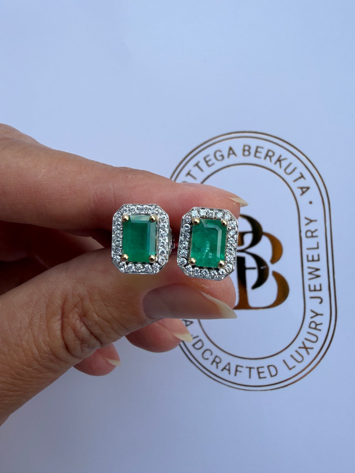 Orecchini smeraldi e diamanti