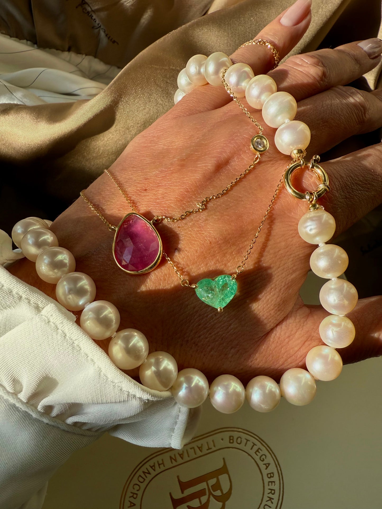 Collier con zaffiro rosa e diamante