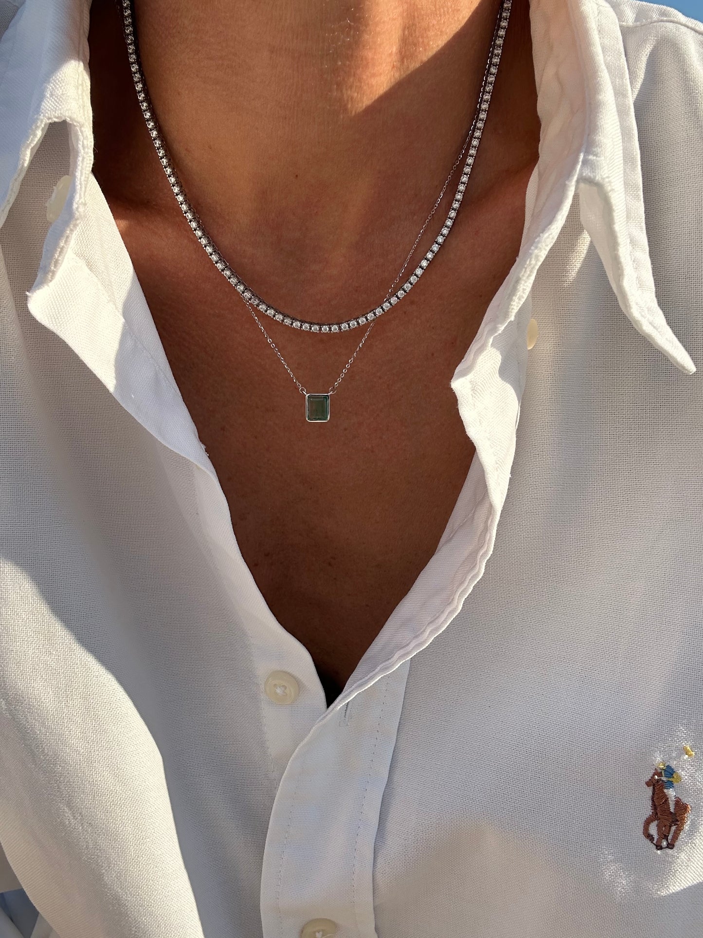 Catenina con smeraldo 1.28