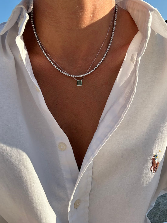 Catenina con smeraldo 1.28