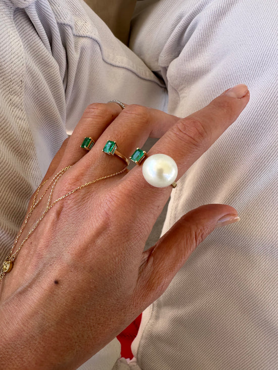 Pearl and emerald ring 0.63