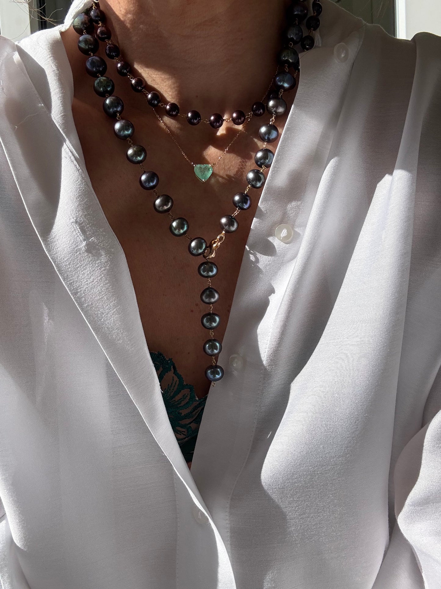 Ожерелье с изумрудом в форме сердца 3.27