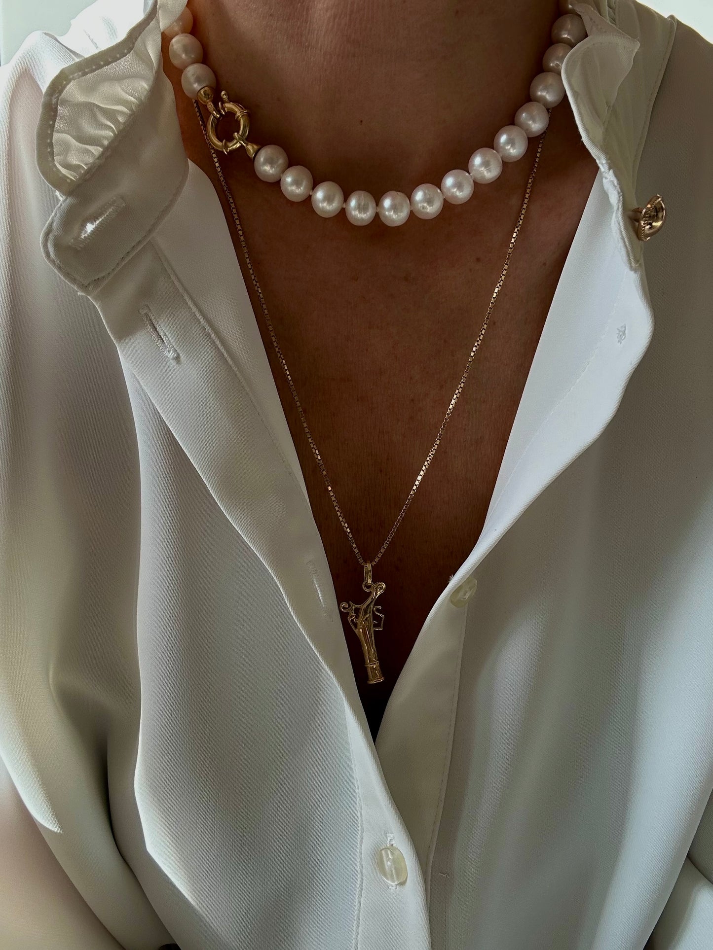 Collier di perle bianche