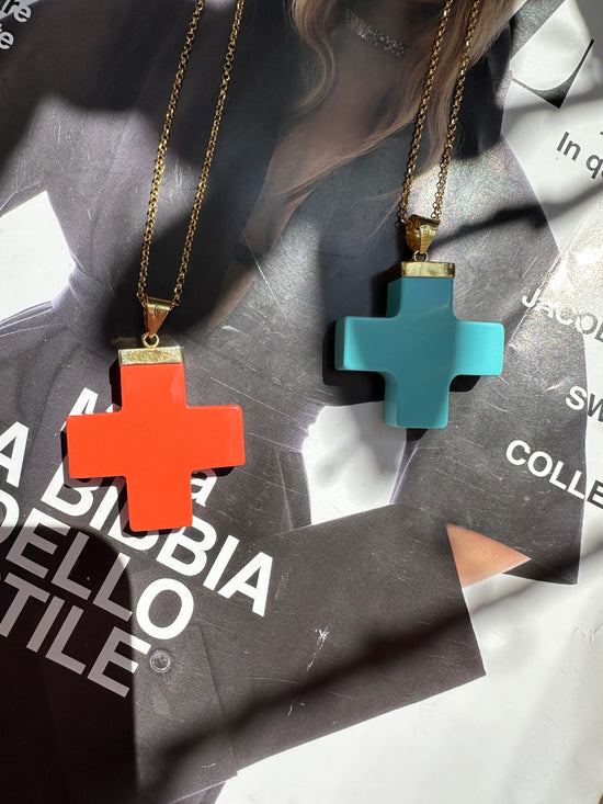 Croce quadrata di pasta di turchese