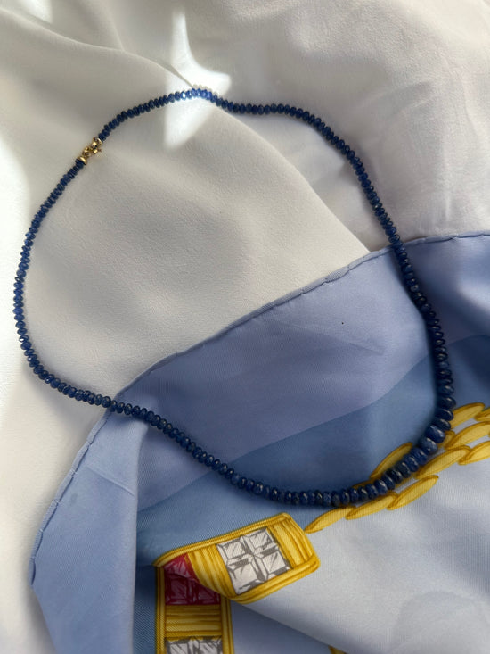 Collier di zaffiri in oro