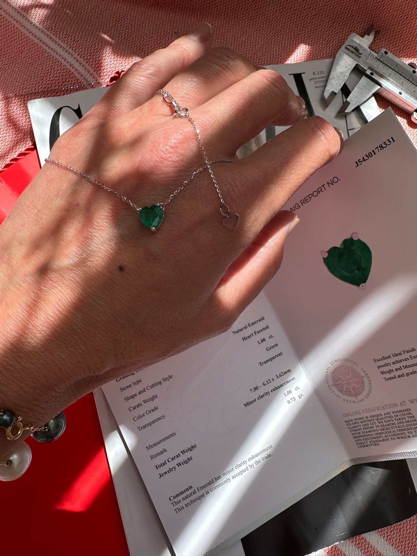 Catenina con cuore di smeraldo 1.00