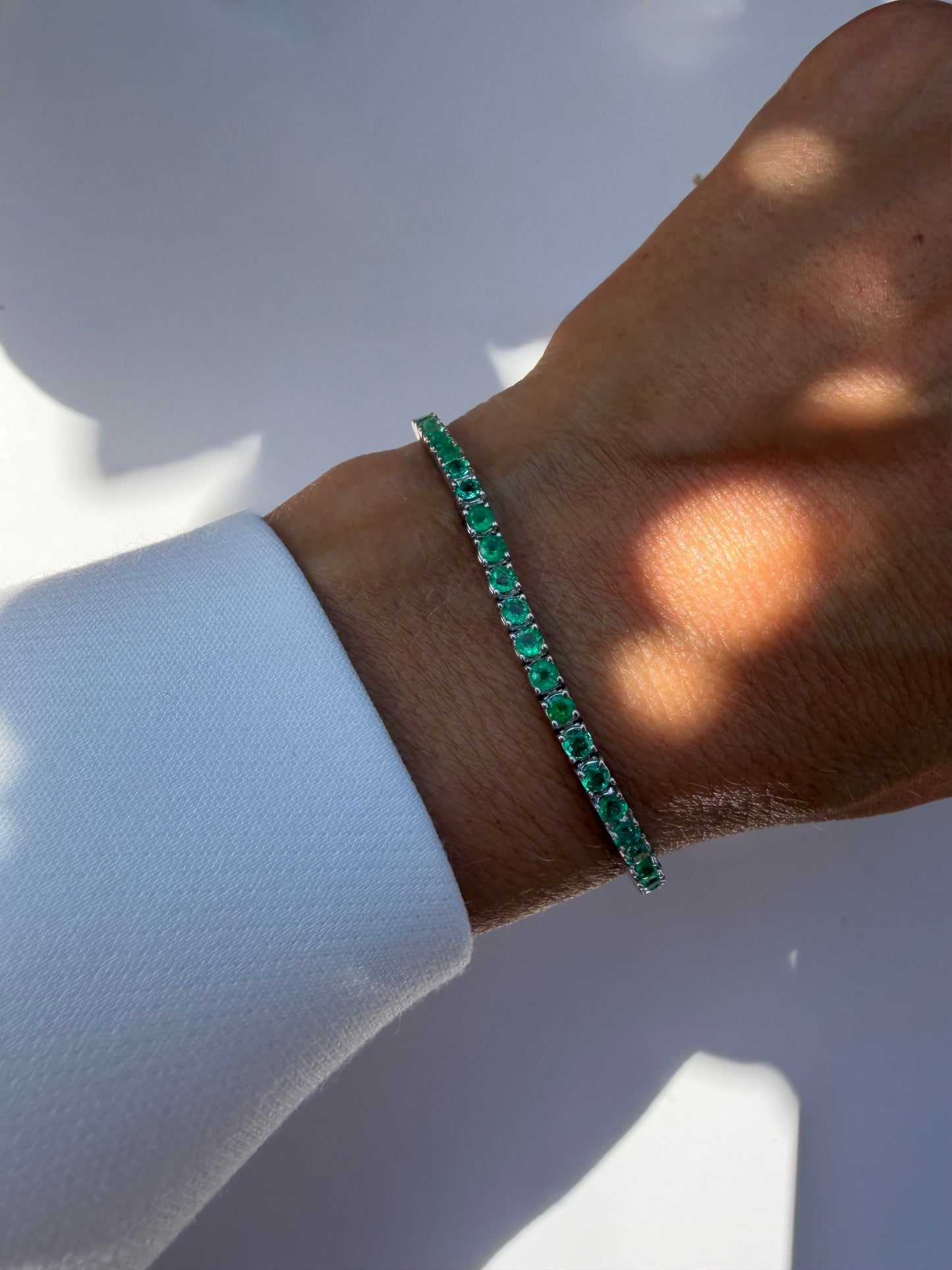 Bracciale a tennis con smeraldi