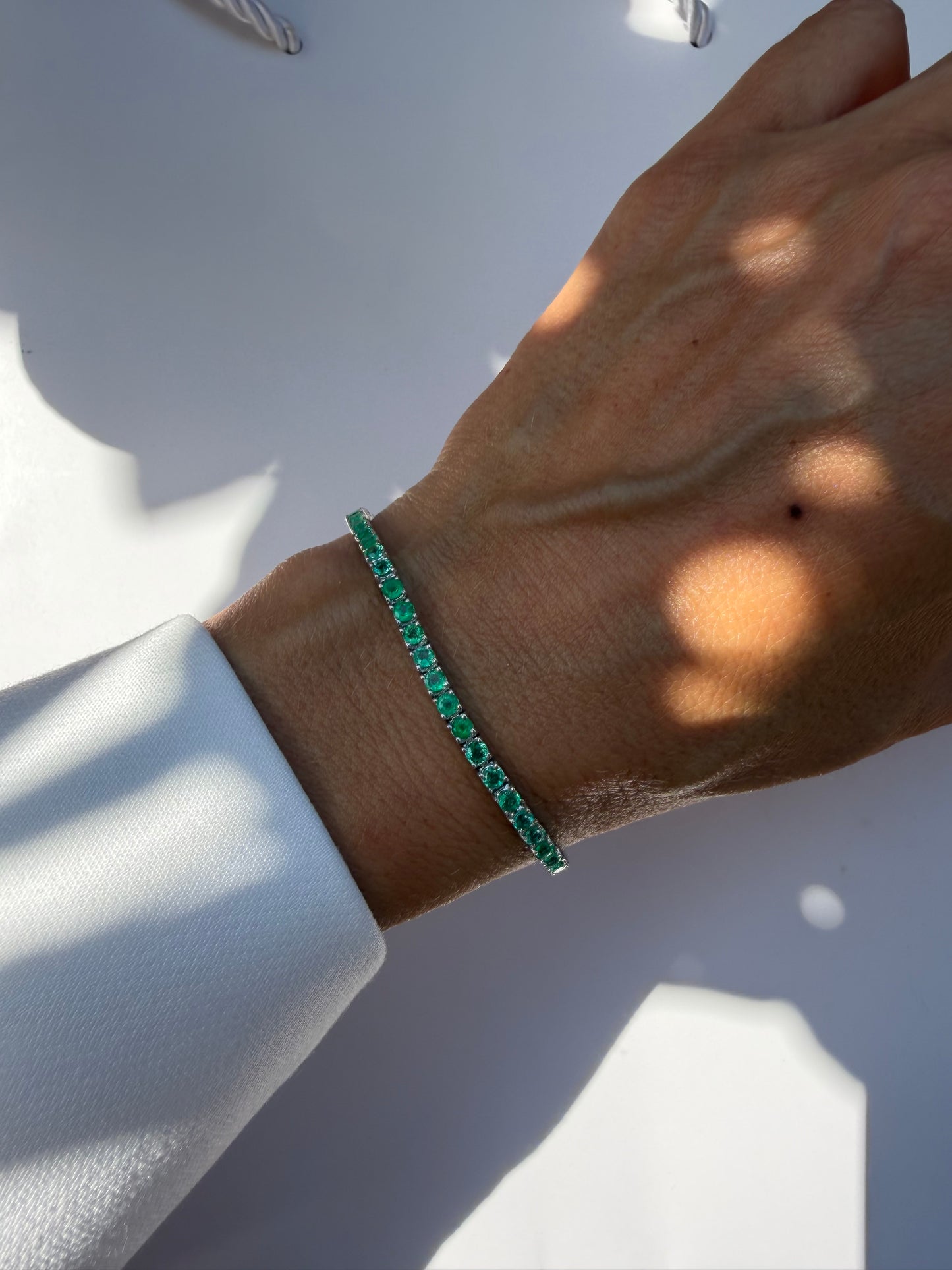 Bracciale a tennis con smeraldi