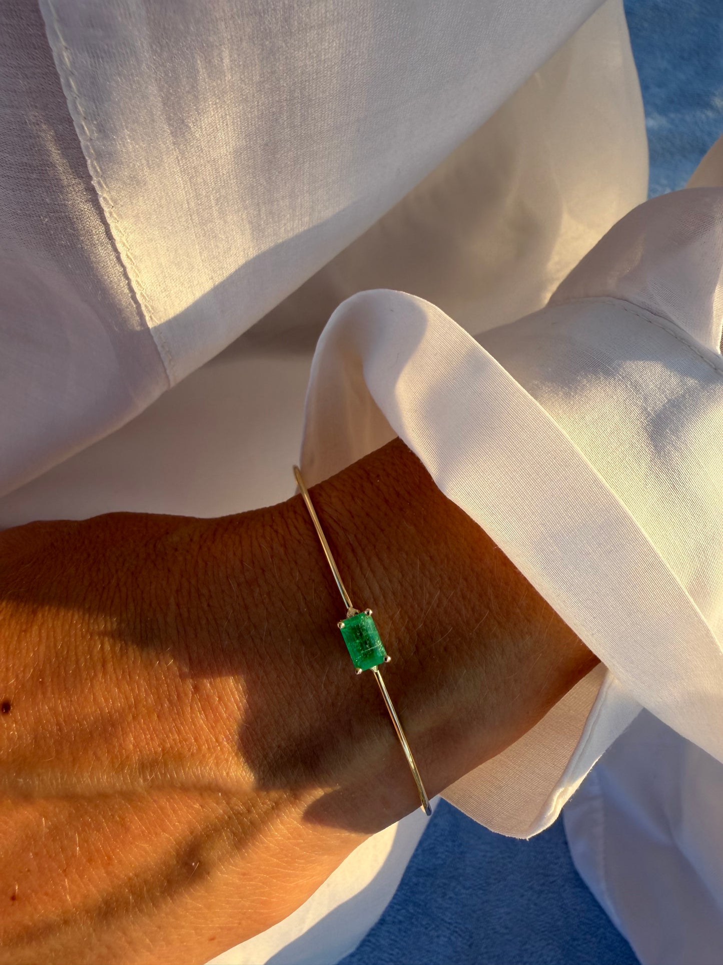 Bracciale con smeraldo 1.00