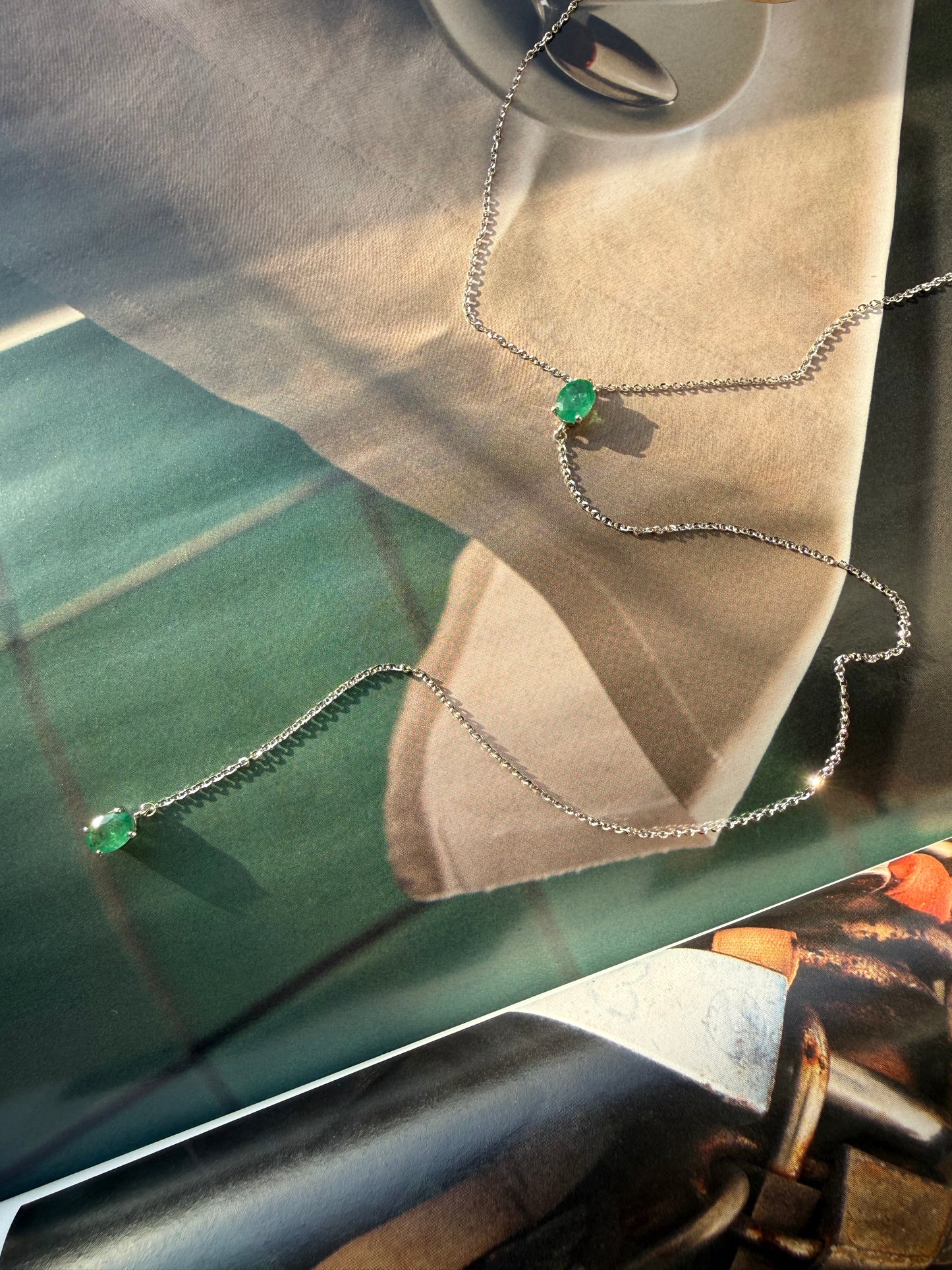 Sautoir con smeraldi ovali