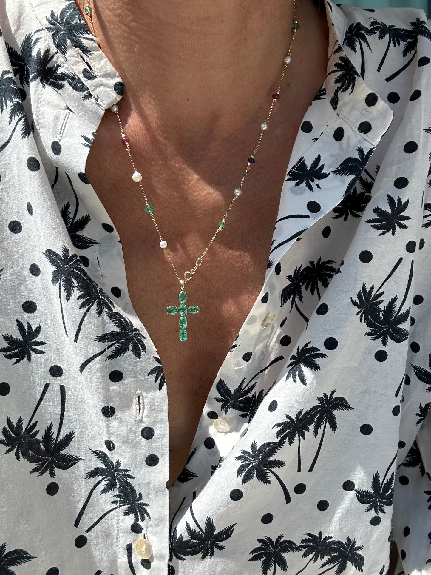 Collanina con pietre preziose