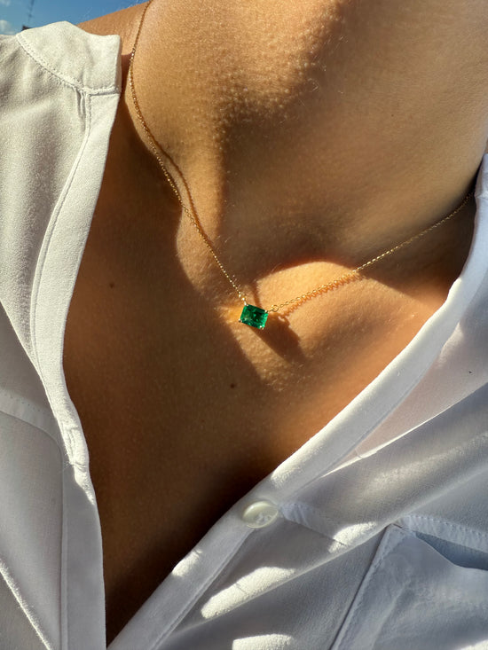 Catenina con smeraldo 0.99