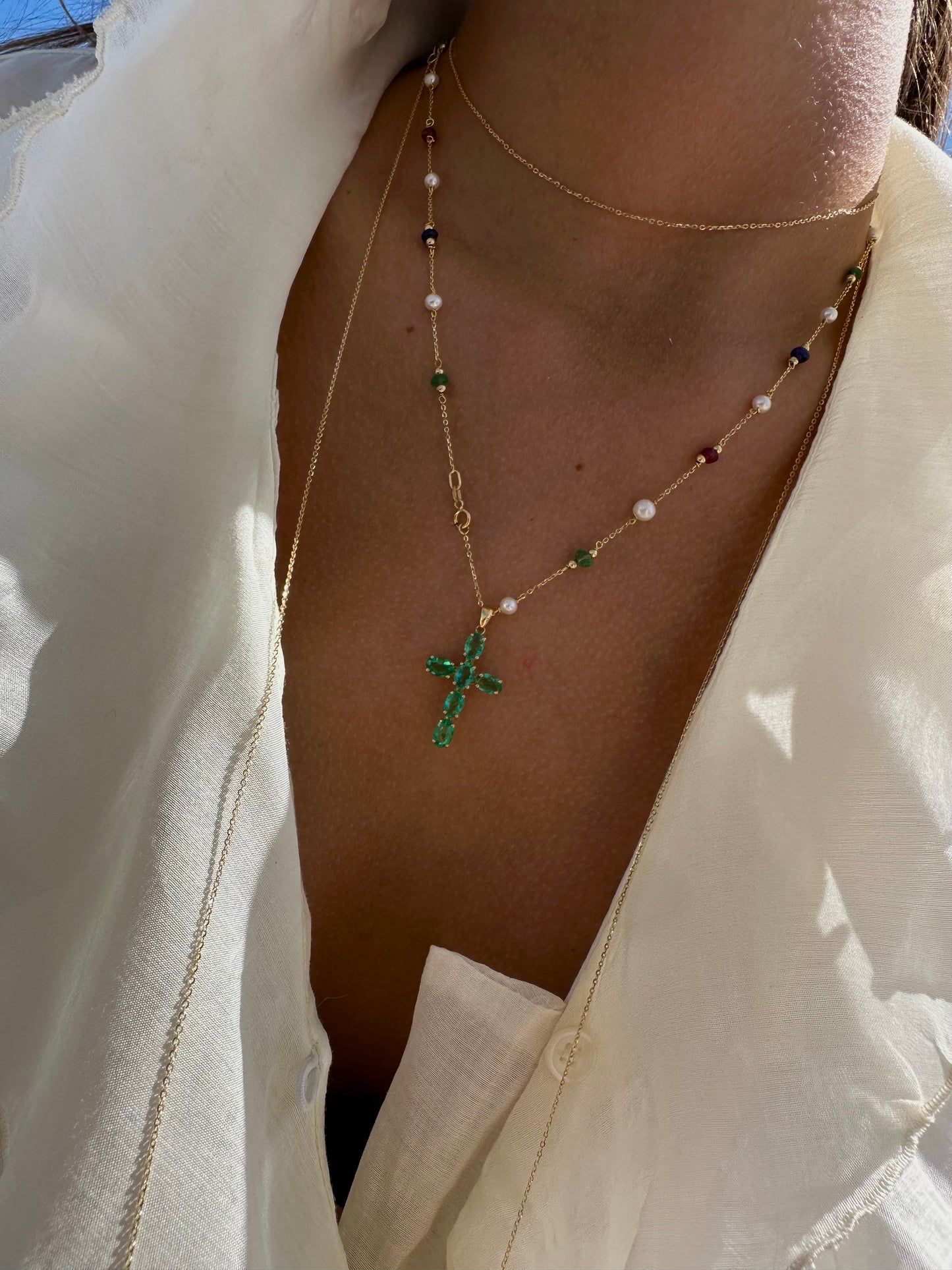 Collanina con pietre preziose