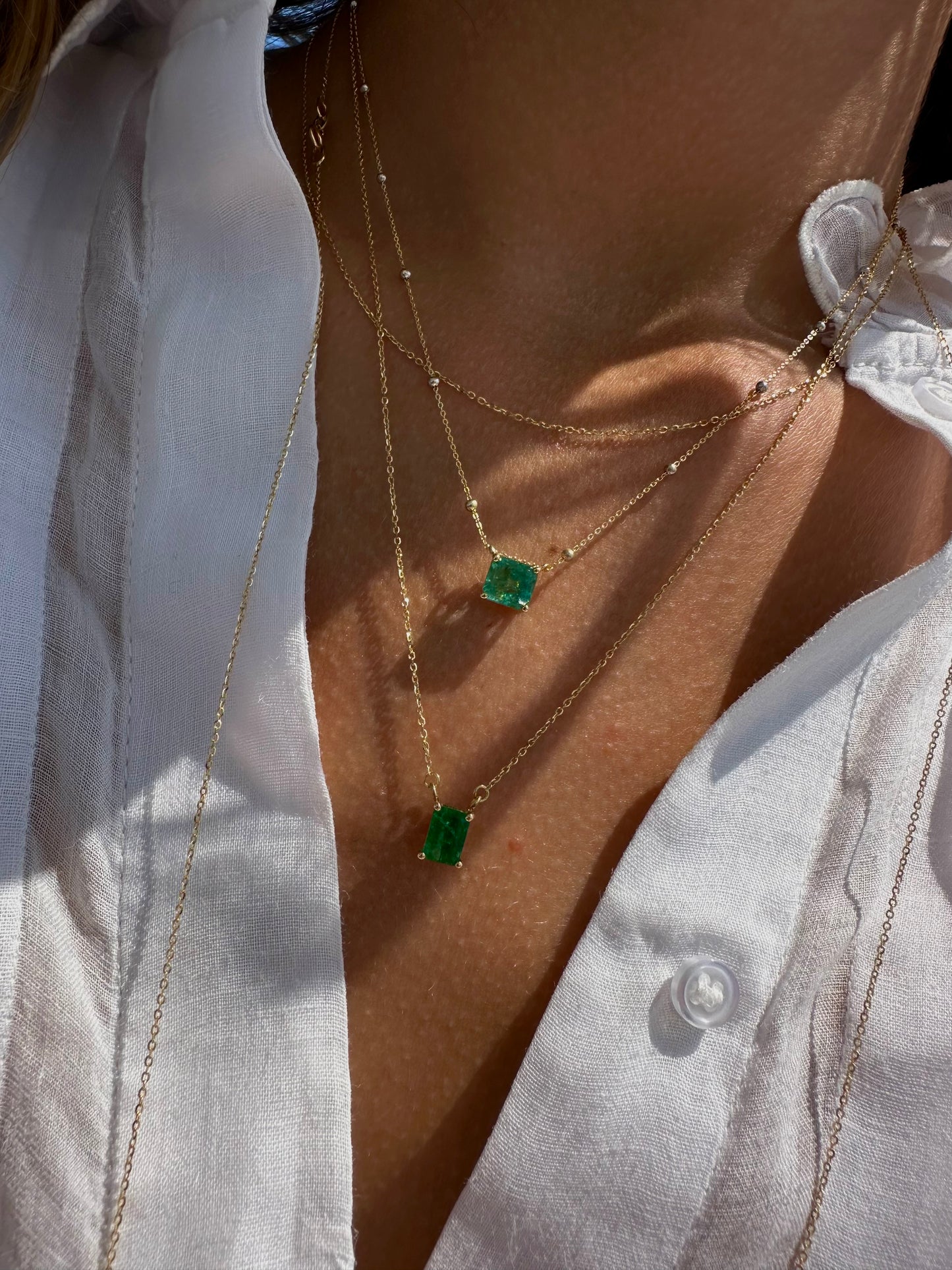 Catenina con smeraldo 1.07
