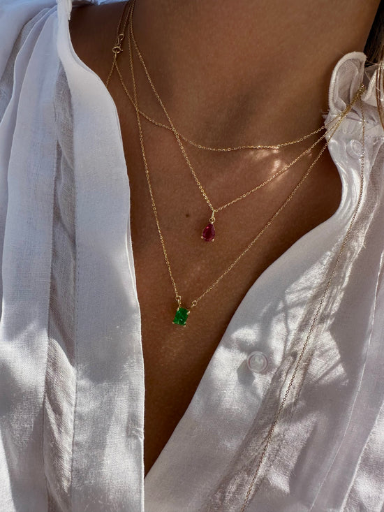 Catenina con smeraldo 1.07