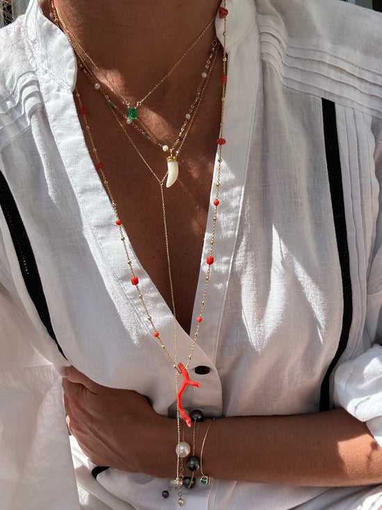 Chain with red corals and central branch