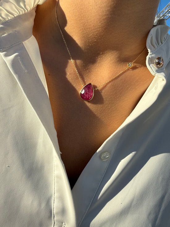 Collier con rubino e diamante