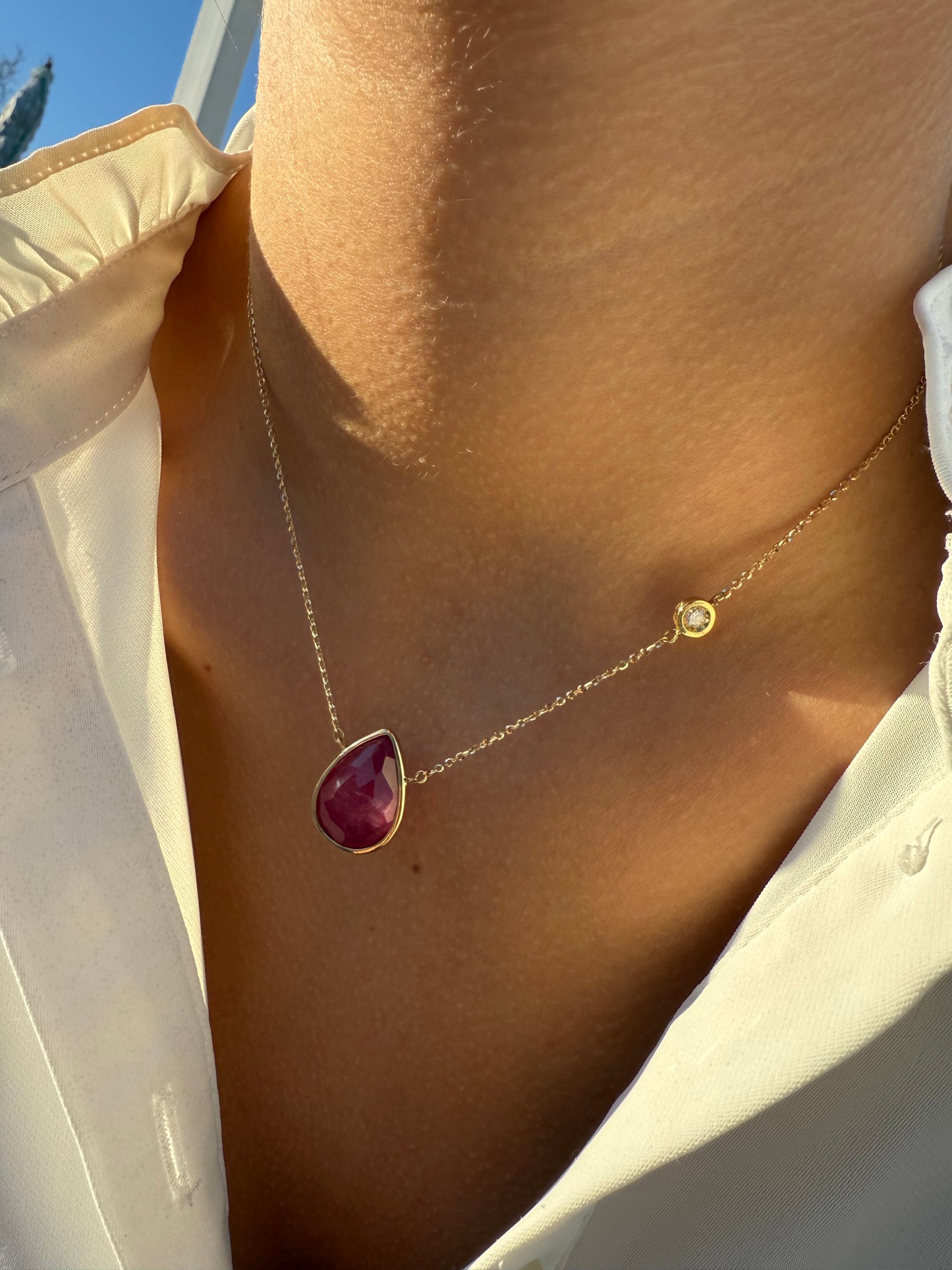 Collier con rubino e diamante