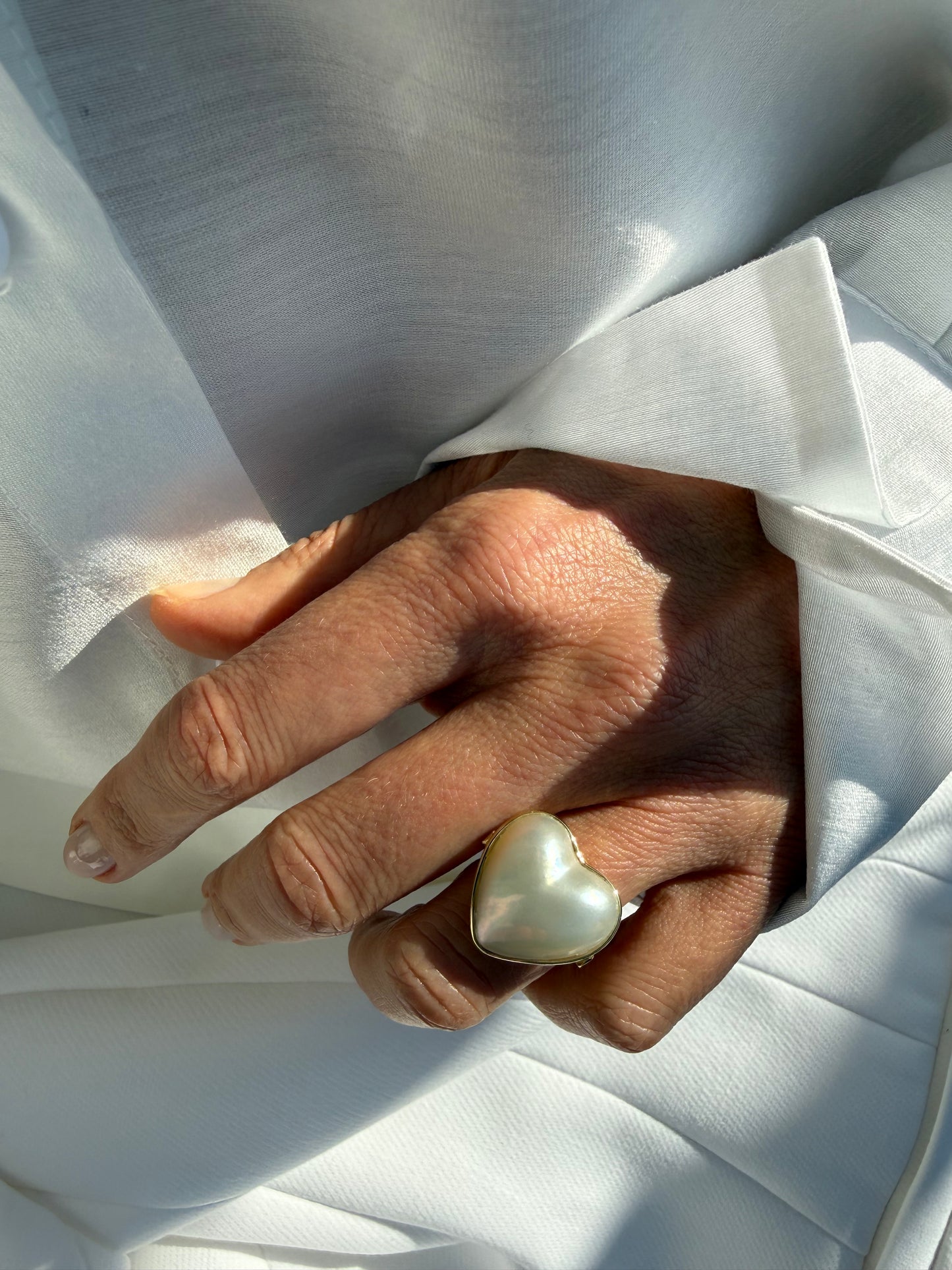 Anello con perla mabe a cuore