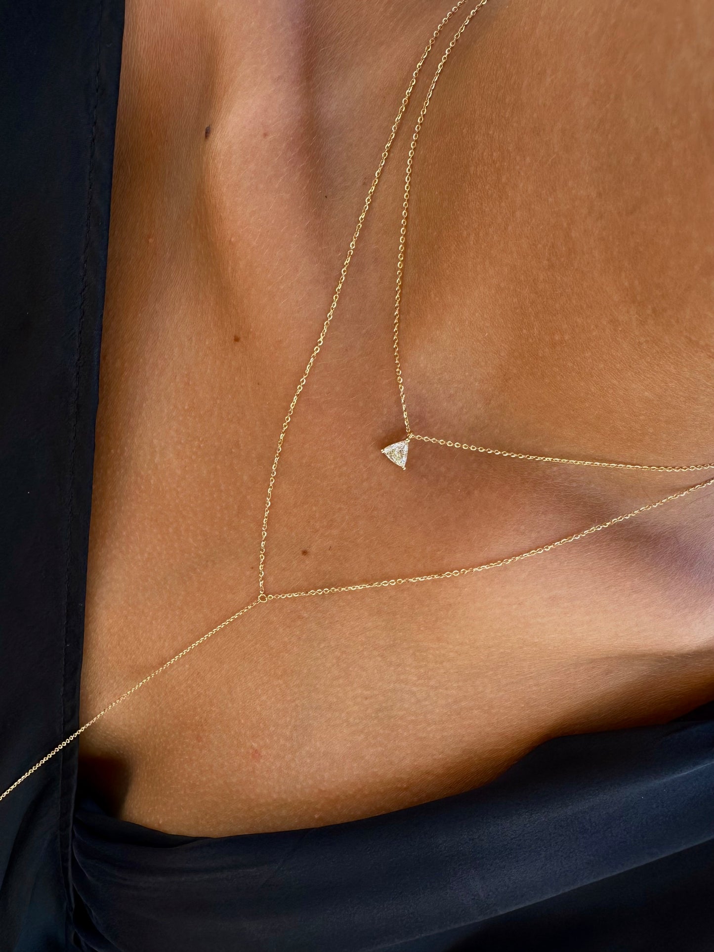 Catenina con trilliant 0.38