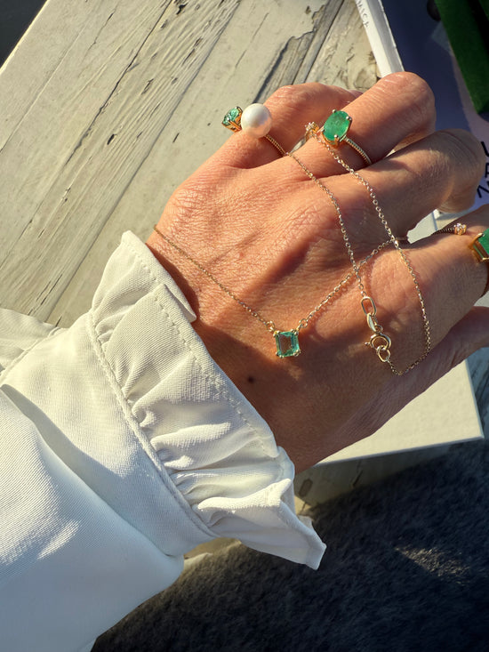 Catenina con smeraldo 0.76