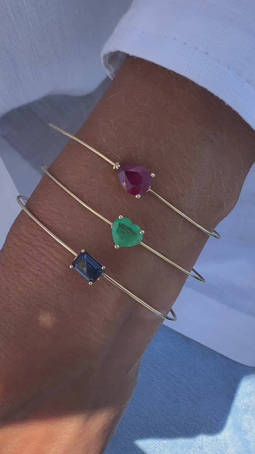 Carica e riproduci video nel visualizzatore Galleria, Bracciale con rubino 2.35
